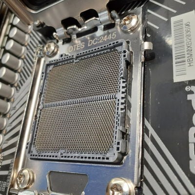 【鹿児島店】中古  ASRock B650 PG Lightning WiFi (B650 AM5 ATX DDR5) 4700000734 