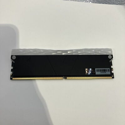 【なんば店】中古  PC5-44800 16GB デスクトップ用(DDR5-5600) 149153 