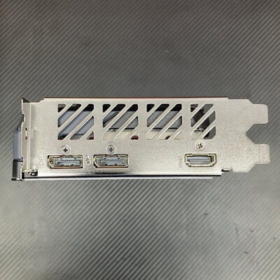 【富士青葉店】中古  GIGABYTE GV-R9060XTGAMING OC-16GD（RX9060XT 16GB） 3480039385 