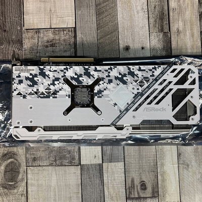 【広島店】中古  ASRock RX7800XT SL 16GO(RX7800XT Steel Legend OC) 3320004924 