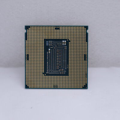 【通販センター】中古  INTEL Core i7 9700K (1151/3.60GHz/12M/C8/T8) 138481 