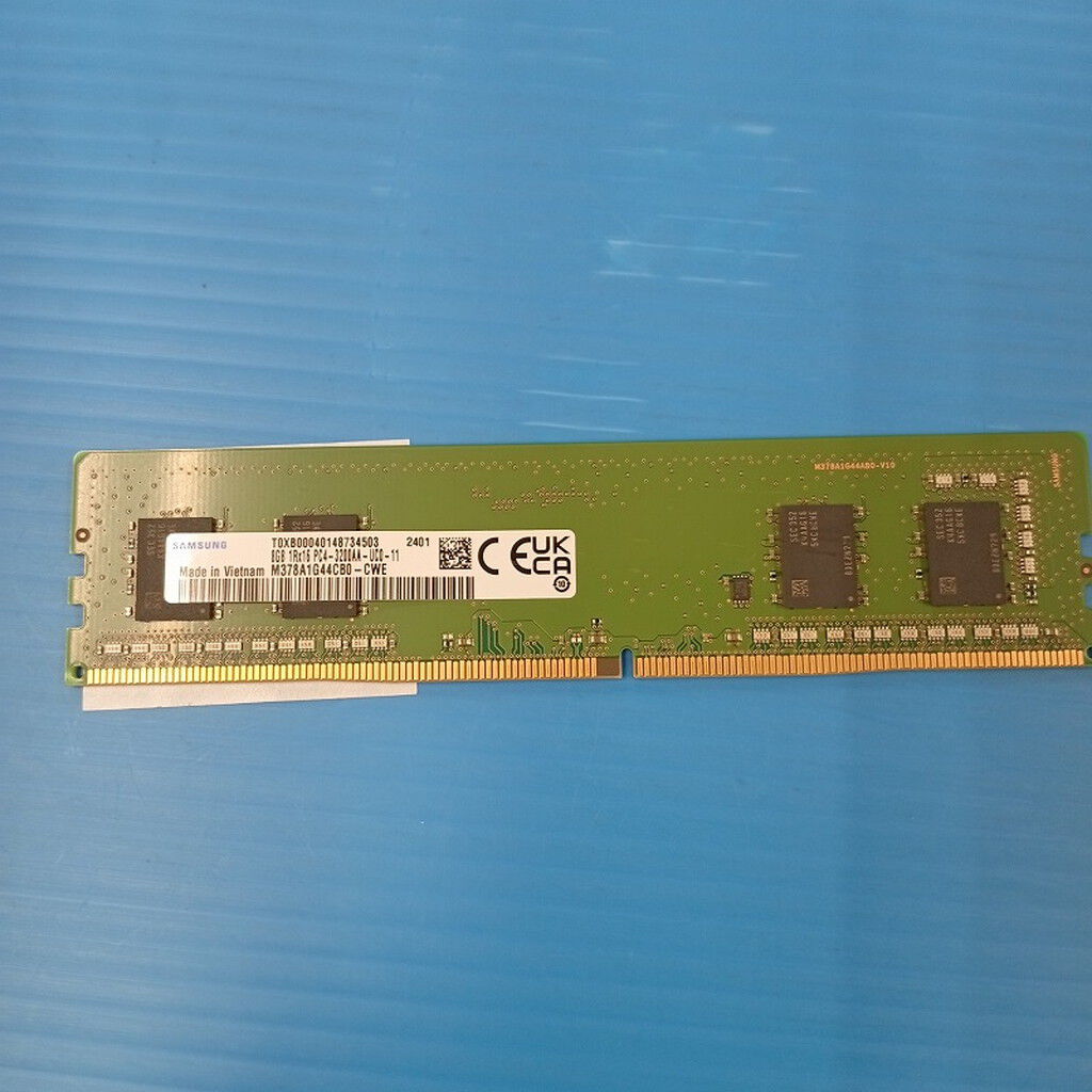 中古 Samsung M378A1G44CB0-CWE(DDR4 PC4-25600 8GB) 1460024035