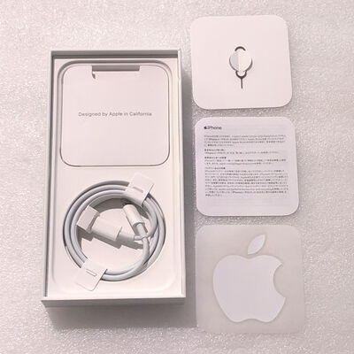【甲府飯田店】中古  【docomo版SIMフリー】Apple iPhone13 6.1インチ 128GB (ミッドナイト) MLNC3J/A 147320 