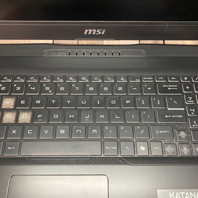 【広島店】中古  MSI KATANA 15 B13V (i9-13900H/16GB/SSD1TB/RTX4070 8GB/ODD無し/GigabitLAN/WIFI&BT/1920x1080/15.6/W11H) 3320005462 