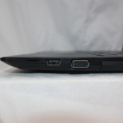 【通販センター】中古  DELL Vostro 3590(Intel Core i5 10210U 1.60GHz/16GB DDR4/SSD256GB/-/オンボード/15.6/1920x1080/GbE/Wi-Fi/WEBCAM/W11P/VBT) 197879 