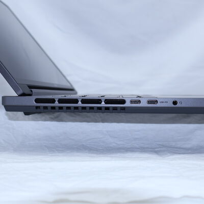 【通販センター】中古  Lenovo Legion Slim 5 16IRH8 82YA0006JP(Intel Core i5 13500H/16GB DDR5 (PC5)/SSD512GB/なし/NVIDIA GeForce RTX 4050 6GB Laptop GPU/16/2560x1600/Wi-Fi/W11H64 MAR) 201728 