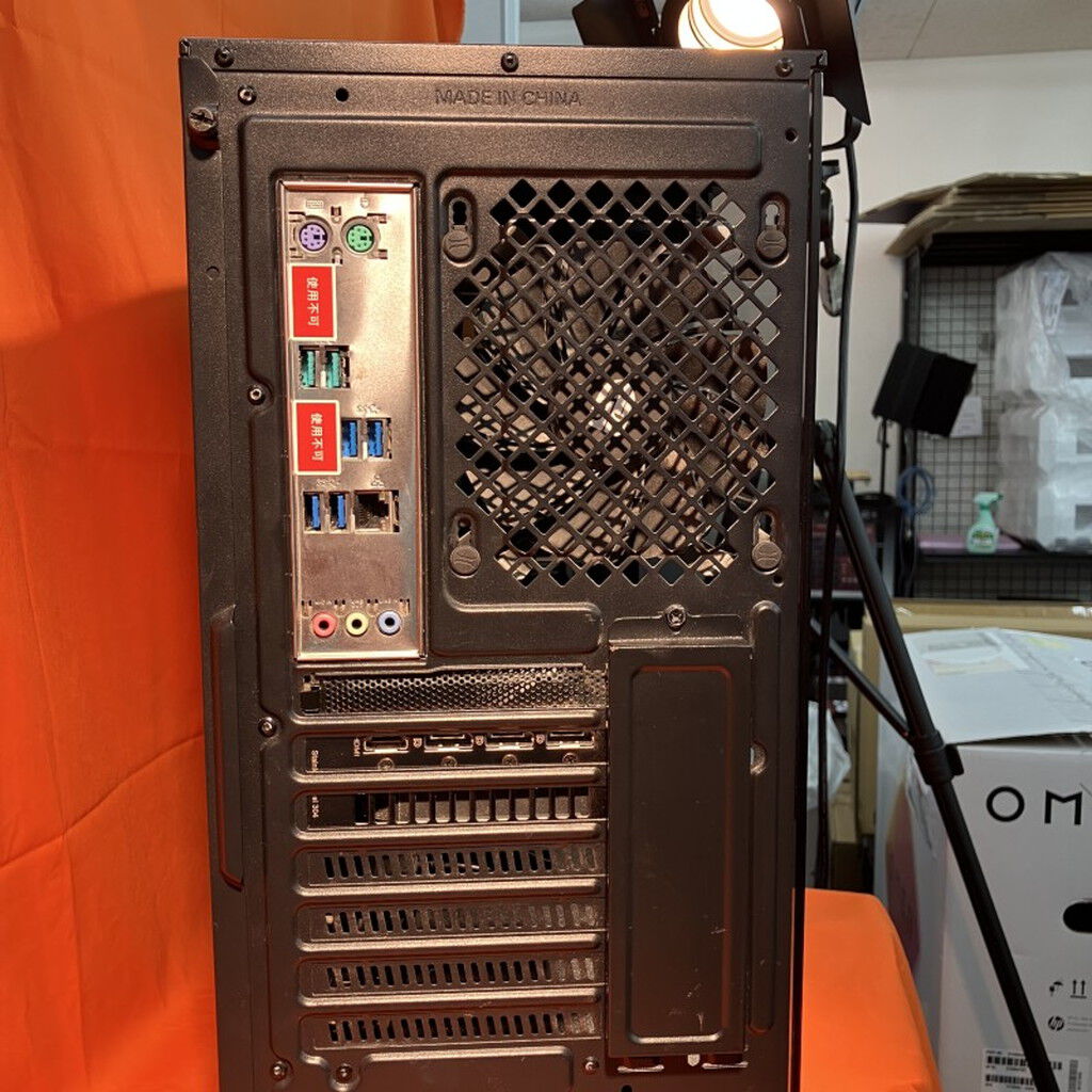 中古 アプライド オリジナルPC (i7 9700K/16GB/SSD 500GB+HDD 4TB