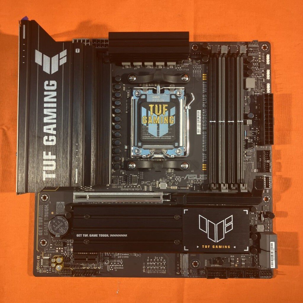 中古 ASUS TUF GAMING B650EM-PLUS WIFI(B650 AM5 mATX) 3280021875