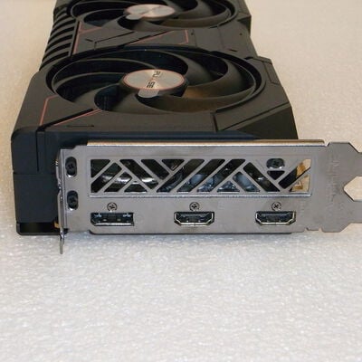 【京都店】中古  SAPPHIRE PULSE Radeon RX 9060 XT GAMING OC 16GB (RX9060XT 16G) 179905