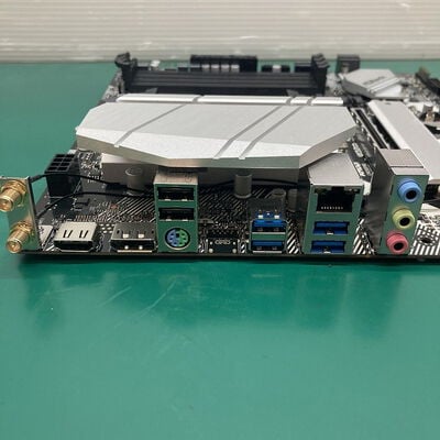 【浦添城間店(沖縄)】中古  ASRock B550M WiFi (B550 AM4 mATX DDR4) 4780001299 