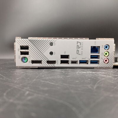 【大須店】中古  ASRock Z790 Pro RS/D4 (Z790 1700 ATX DDR4) 152757 