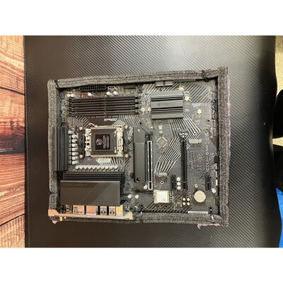 【富士青葉店】中古  ASRock B650 PG Lightning WiFi (B650 AM5 ATX DDR5) 5070001183 