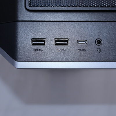【通販センター】中古  Lenovo LOQ Tower 26ADR10  ルナグレー(AMD Ryzen 7 8745HX/16GB/SSD512GB/なし/NVIDIA GeForce RTX 5060 8GB/Wi-Fi/W11H64) 187953 