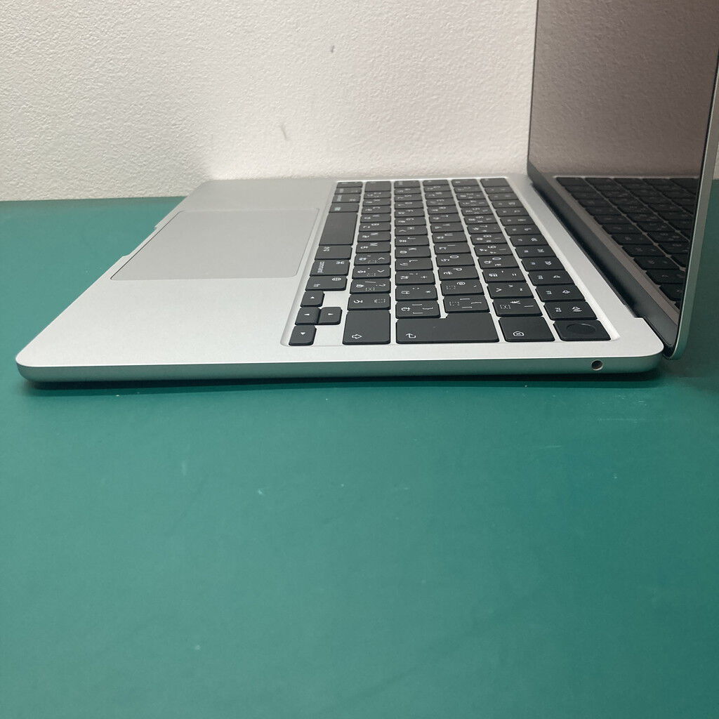 中古 Apple MacBook Air 13インチ(Apple M2/16GB/512GB/なし/オン