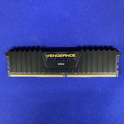 【横浜駅前店】中古  PC4-25600 16GB デスクトップ用 140728 
