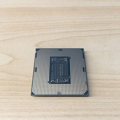 【博多店】中古  Intel Core i5-9500 (1151/3.00GHz/9M/C6/T6) 140318 
