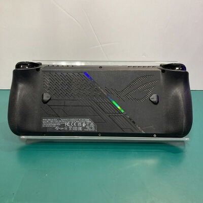 【富山本郷店】中古  ASUS ROG Ally X(2024) RC72LA-Z1E24G1T (Ryzen Z1 Extreme/24GB/SSD1TB/WLAN/7FHD/W11H64) 4760001548 