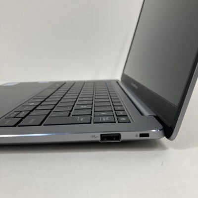 【神戸・三宮店】中古  ASUS EXPERTBOOK P5405CSA(Ultra 7 258V/32GB/SSD1TB/W11H) 3430006052 