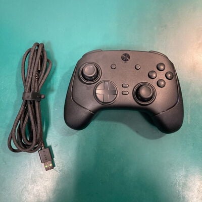 【富山本郷店】中古  Razer Wolverine V3 Tournament Edition 8K PC (RZ06-05550100-R3M1) 4760001493 