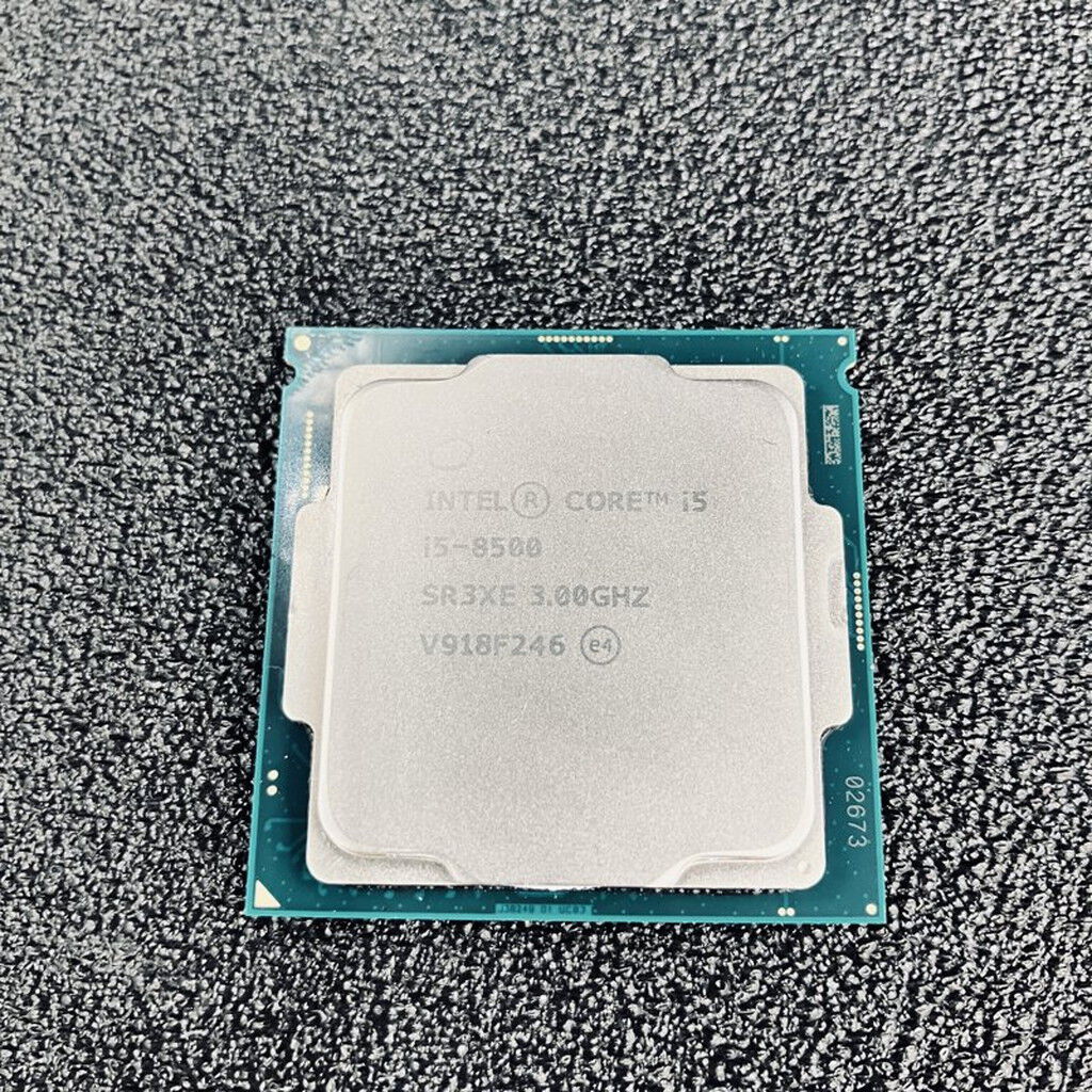 中古 INTEL Core i5-8500 (1151/3.00GHz/9M/C6/T6) 136991 （390889
