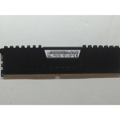 【前橋ｲﾝﾀｰｱｶﾏﾙ店】中古  PC4-21300 8GB デスクトップ用(DDR4-2666) 126165 