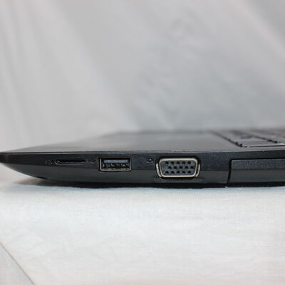 【通販センター】中古  DELL Vostro 3590(Intel Core i5 10210U 1.60GHz/16GB DDR4/SSD256GB/-/オンボード/15.6/1920x1080/GbE/Wi-Fi/WEBCAM/W11P/VBT) 197851 