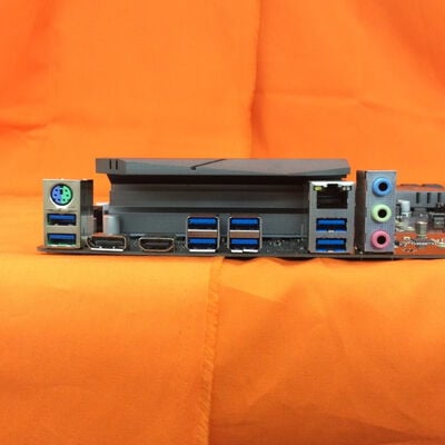 【なんば店】中古  ASRock X570 Phantom Gaming 4 (X570 AM4 ATX DDR4) 140055 
