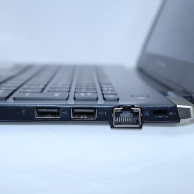 【通販センター】中古  Toshiba dynabook G83/FP (Core i7-10710U/8GB/オンボード) 202835 