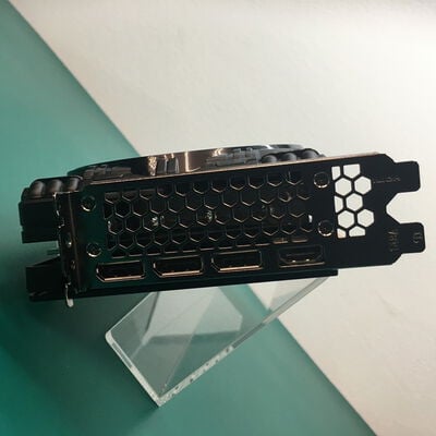 【佐賀南部バイパス店】中古  Palit NE7507T019T2-GB2031U(RTX5070Ti GamingPro-S) 5250000829 