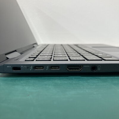 【浦添城間店(沖縄)】中古  dynabook V83/HS (i7-1165G7/8GB/SSD512GB/WLAN/13.3FHD) 3280022115 