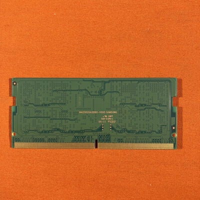 【なんば店】中古  PC5-44800 16GB ノート用 178698 