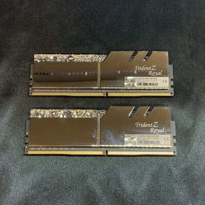 【横浜駅前店】中古  16GB 2枚組(合計32GB) PC4-25600/DDR4-3200 デスクトップ用 190913 