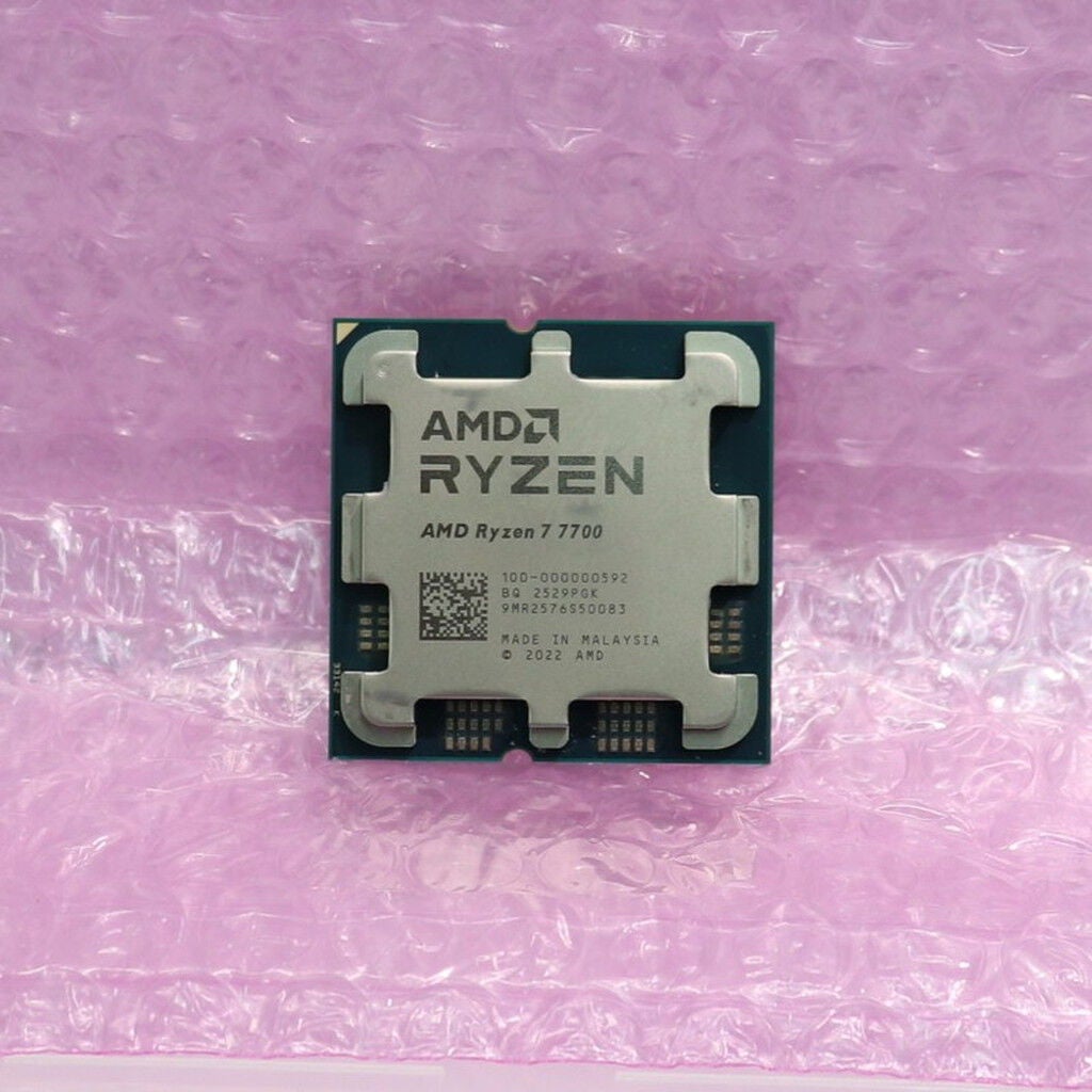 AMD Ryzen7 7700 CPU AM5 中古動作品 中古 AMD Ryzen 7 7700 (AM5/3.8GHz/40M/C8/T16/65W) 1460024624