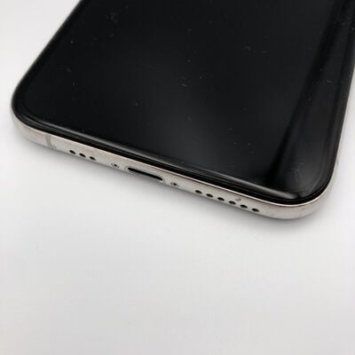 【甲府飯田店】中古  【docomo】 Apple iPhoneXS 5.8インチ 64GB (シルバー) MTAX2J/A 138082 