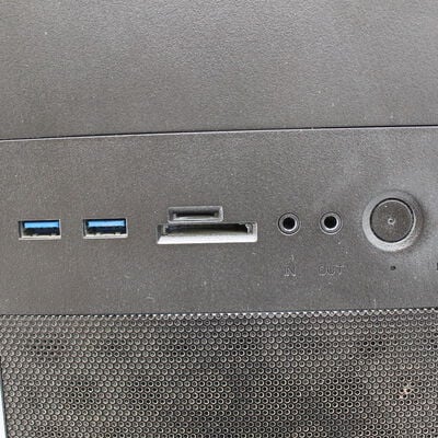 【通販センター】中古  THIRDWAVE raytrek LD(Intel Core i7 9700K/32GB DDR4 (PC4)/SSD1TB/DVDマルチ/NVIDIA GeForce GTX 1660 Ti 6GB/W11H64 MAR) 193900【4/23値下げ!】 