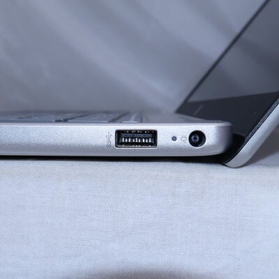 【通販センター】中古  HP Laptop 15-FC0005AU(AMD Ryzen 3 7320U/8GB DDR5 (PC5)/SSD256GB/なし/オンボード/15.6/1920x1080/Wi-Fi/W11H64 MAR) 202291 