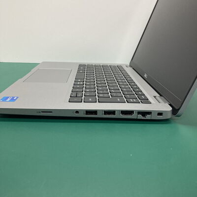 【神戸・三宮店】中古  DELL Latitude 5420 (INTEL Core i5 1145G7 2.6GHz/16GB/SSD512GB/-/オンボード/14/1920x1080/Wi-Fi/WEBCAM/W11P64) 179609 