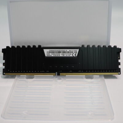 【札幌店】中古  PC4-25600 32GB デスクトップ用(DDR4-3200) 143224 