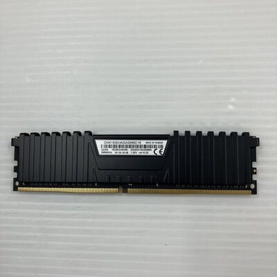 【秋葉原本店】中古  PC4-21300 8GB デスクトップ用(DDR4-2666) 126165 