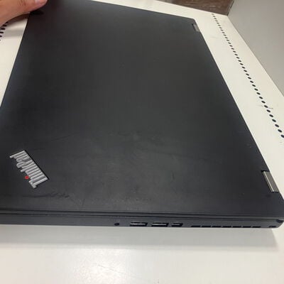 【大宮店】中古  Lenovo ThinkPad P52　20MAS12700 (Core i7 8750H/16GB/SSD512GB/-/NVIDIA Quadro P1000 4GB/15.6ｲﾝﾁ/1920x1080/Wi-Fi/WEBCAM/W11H64) 176658 