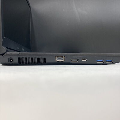 【熊本浜線店】中古  Fujitsu FMVA81033 (i5-10310U/8GB/SSD256GB/W11P) 5370000982 