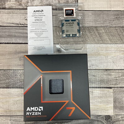 【広島店】中古  AMD Ryzen 7 9700X (AM5/3.8GHz/40M/C8/T16/65W) 169022 
