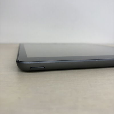 【長野稲里店】中古  Apple iPad 10.2インチ (第8世代/2020) Wi-Fi 32GB スペースグレイ MYL92J/A 143620 