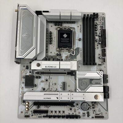 【なんば店】中古  ASRock Z890 Steel Legend WiFi(Z890 1851 ATX DDR5 172165 