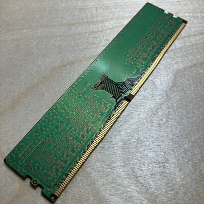 【鹿児島店】中古  PC4-25600 16GB デスクトップ用_ 184900 