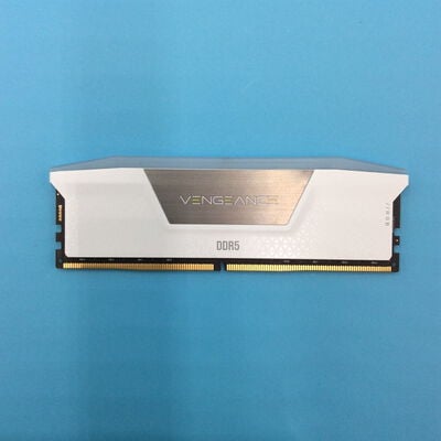 【秋葉原本店】中古  PC5-48000 32GB デスクトップ用(DDR5-6000) 149158 