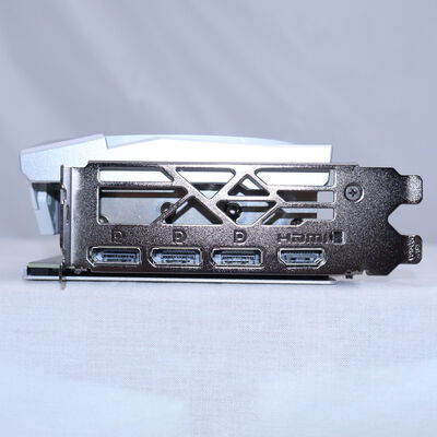 【通販センター】中古  MSI GeForce RTX 4070 Ti SUPER 16G GAMING X SLIM WHITE（RTX4070Ti SUPER 16GB） 3480042069 