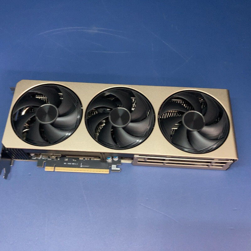 中古 MSI GeForce RTX 5070 12G INSPIRE 3X OC 4540002644 （406573