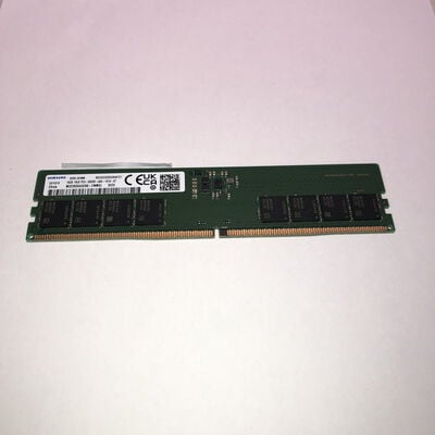 【姫路店】中古  Samsung M323R2GA3EB0-CWM(DDR5 PC5-44800 16GB) 1460026031 