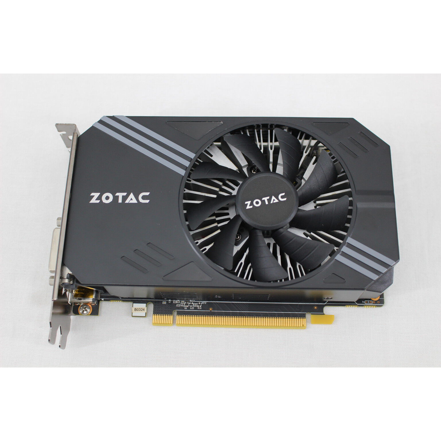 ZOTAC GeForce GTX 1060 6GB - PCパーツ